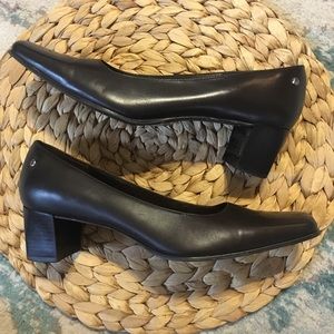 Etienne Aigner Heels